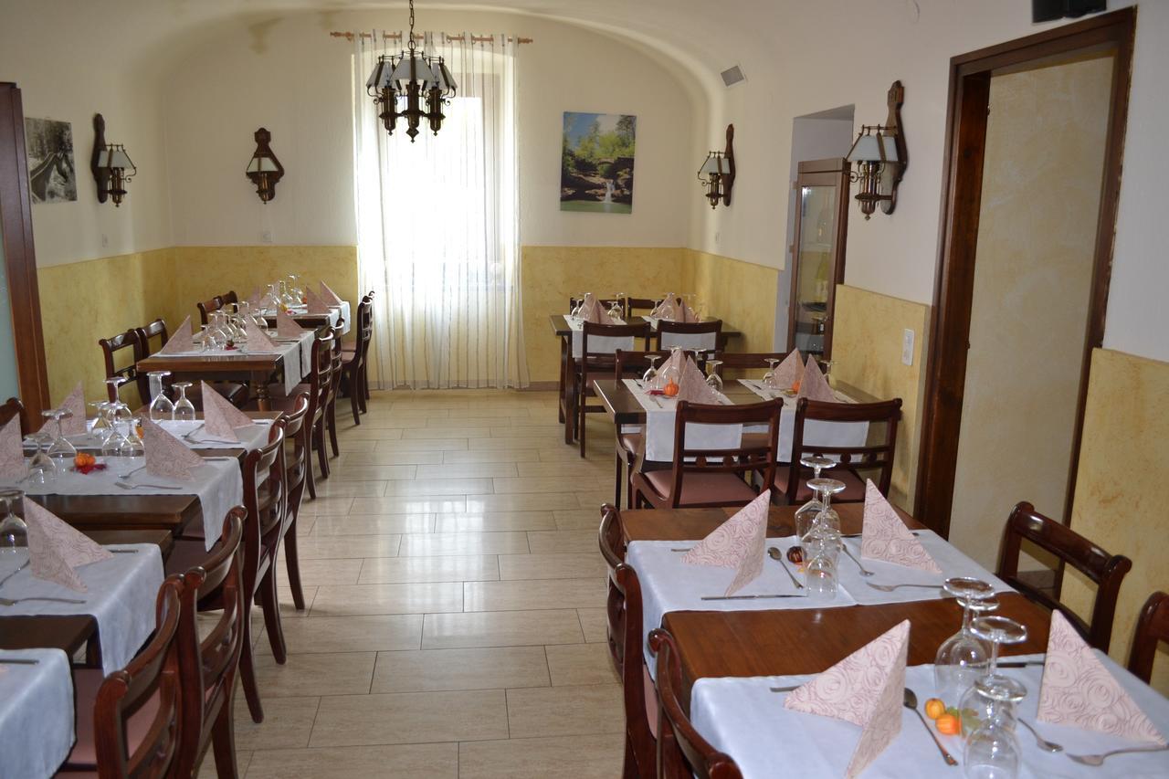 Ristorante Del Ponte Bed & Breakfast Cugnasco Luaran gambar