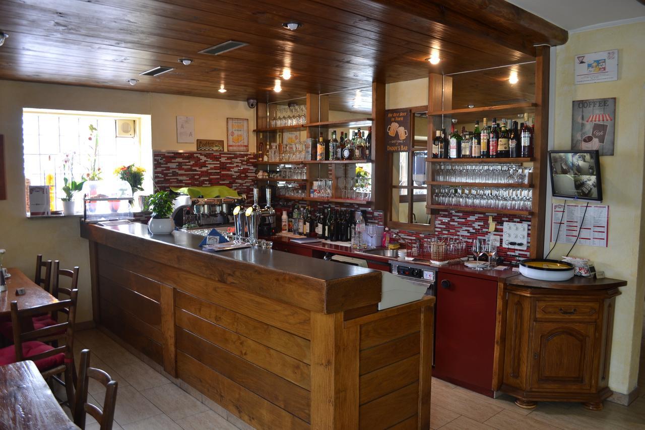 Ristorante Del Ponte Bed & Breakfast Cugnasco Luaran gambar